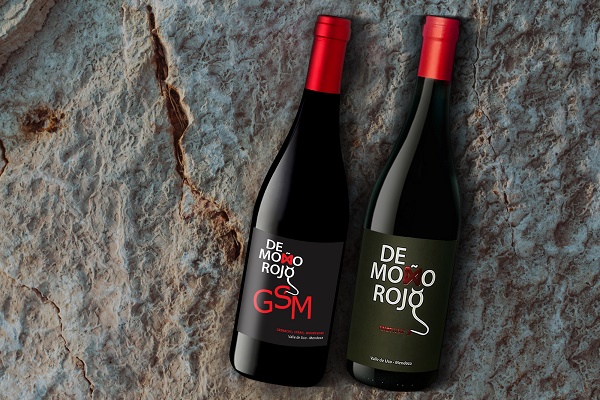   NUEVAS COSECHAS DE MOÑO ROJO: PINOT NOIR Y GSM 2018